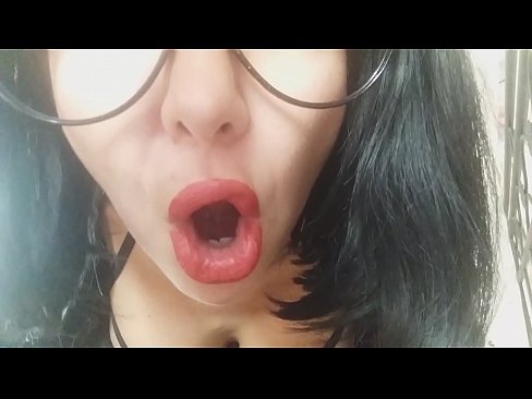 ❤️ Honey, koj niam tsis cia koj mus kawm ntawv hnub no...kuv xav tau koj ntau dhau lawm... Anal video ntawm peb ❌️ Ib